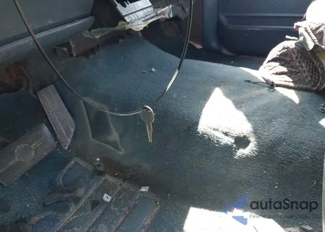 1989 Chevrolet Gmt-400 C2500 from USA, damaged, VIN 2GCGC29K5K1125847